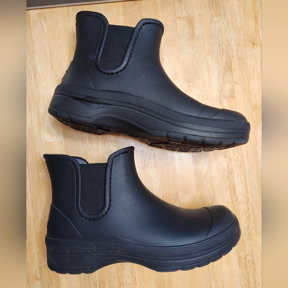 Dansko Women's Karmel Rainboot size  42 EU Black